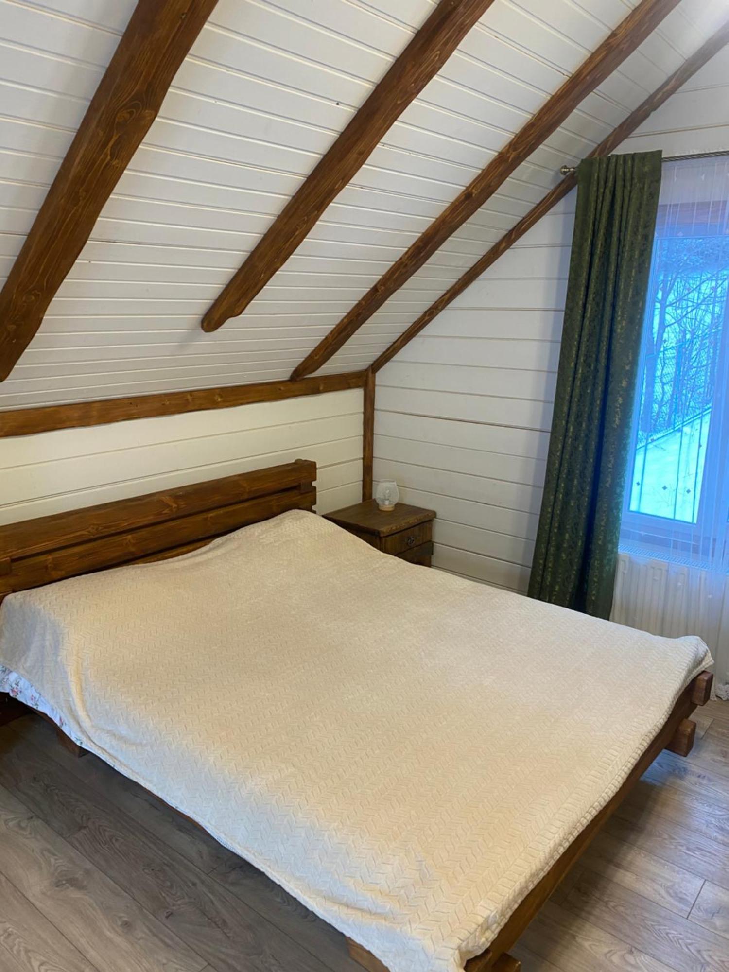 Villa Лучка à Mykulychyn Extérieur photo