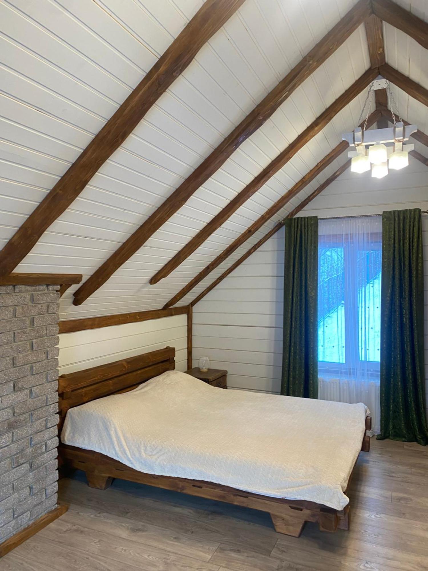 Villa Лучка à Mykulychyn Extérieur photo
